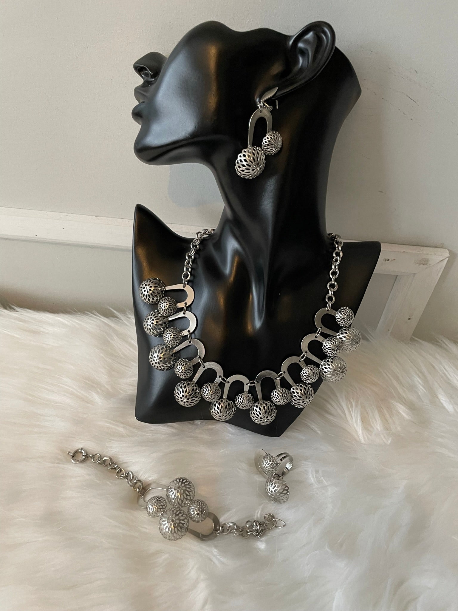 18k White Gold Plated Necklace Set 4pc