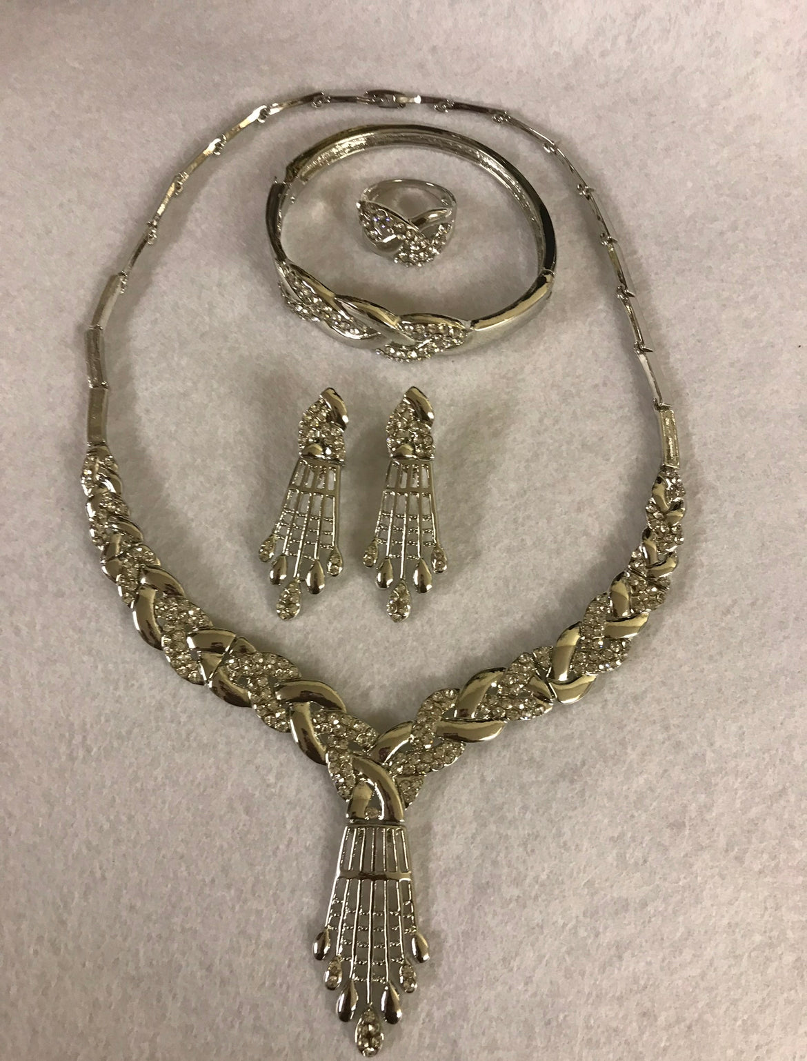 Dubai 18k White Gold Plated Necklace Set