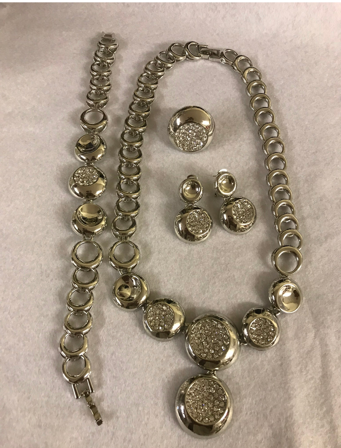 18k White Gold Plated Necklace Set.