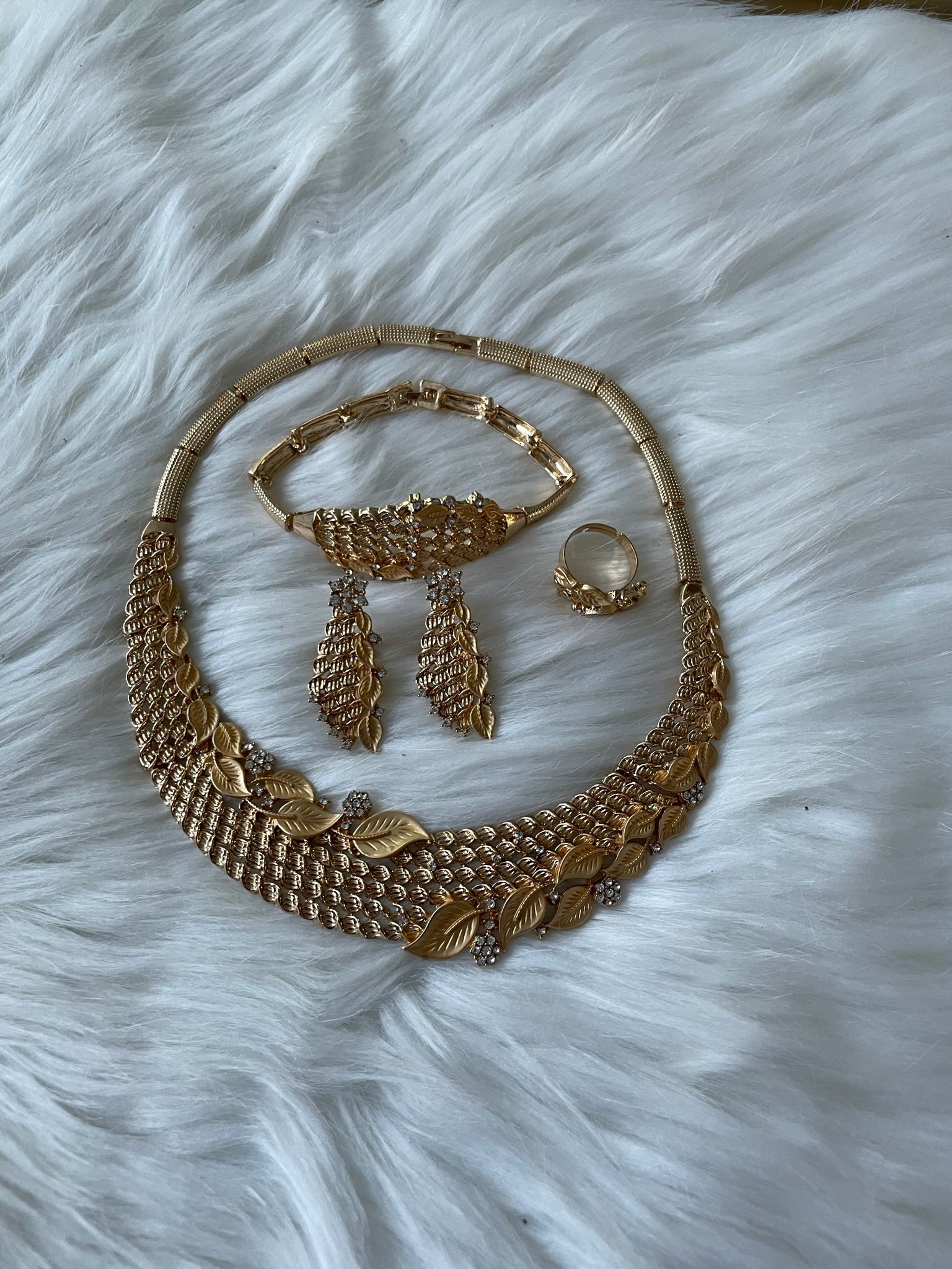 18K Dubai Necklace Set 4pcs