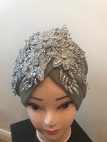 Load image into Gallery viewer, High Quality Stretchy  Turban For Women Available In Different Colours
