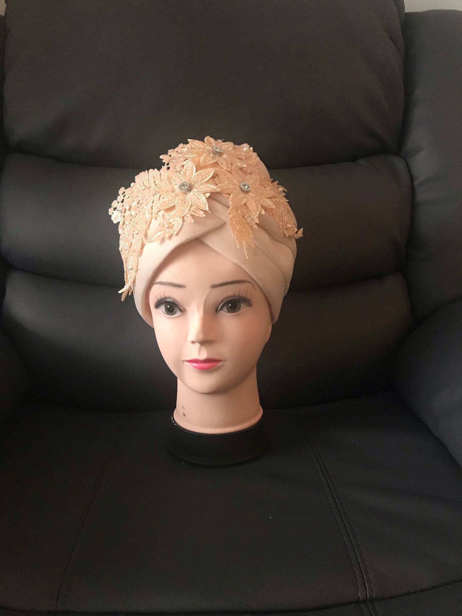 High Quality Stretchy  Turban For Women Available In Different Colours