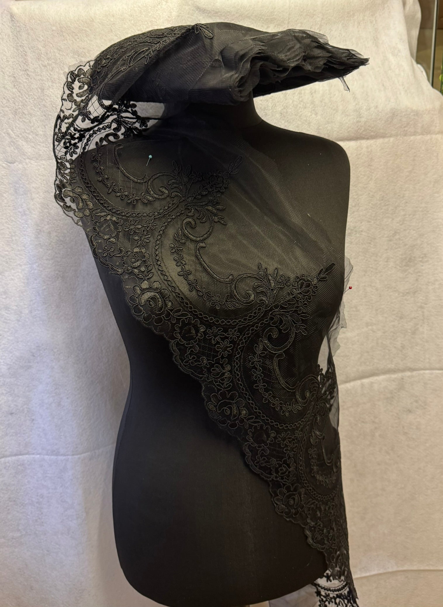 Lace Trim Embroidery In Different Colours