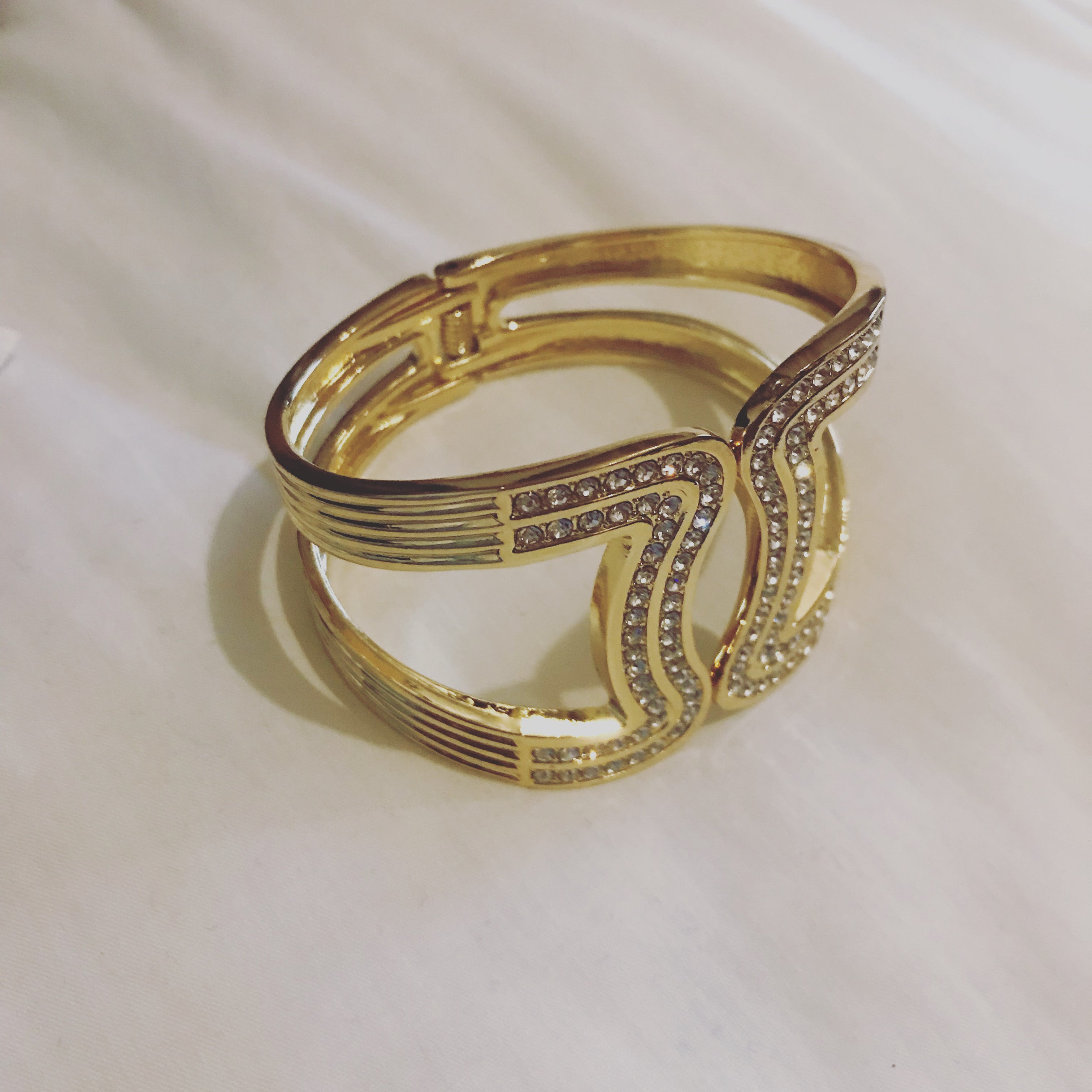 Ladies Gold Plated Rhinstone Bangle