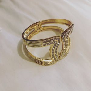 Ladies Gold Plated Rhinstone Bangle