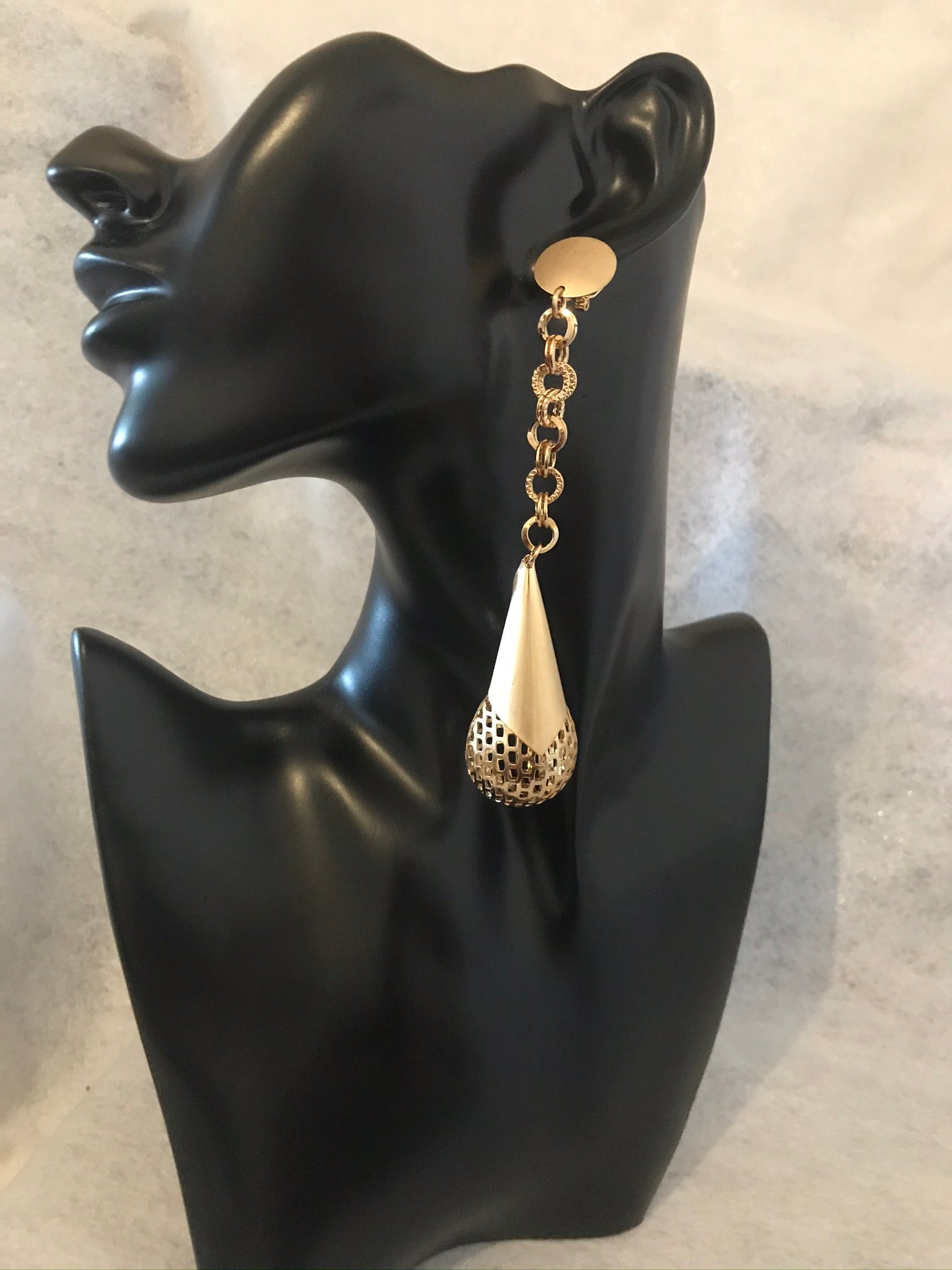 18k Gold Plated Oval Dangling Earring